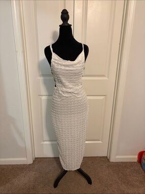 White Textured Sleeveless Maxi Dress